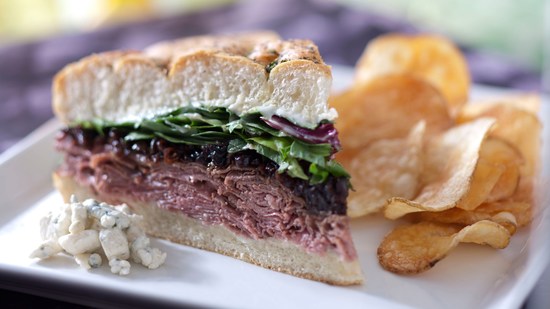 Praça de alimentação End Zone